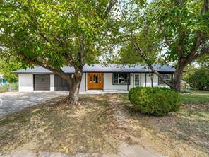 107 N Avenue P - Photo 2