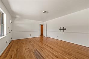 1134 Usher Street - Photo 12