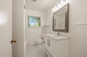 1134 Usher Street - Photo 25