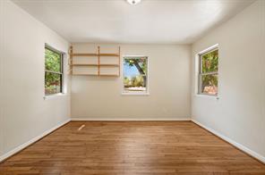 1134 Usher Street - Photo 26