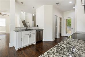 406 William Street - Photo 11