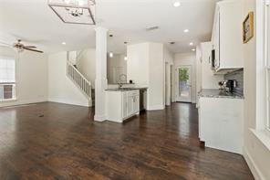 406 William Street - Photo 12