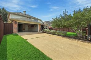 942 Village Parkway - Photo 13
