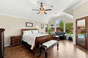942 Village Parkway - Photo 15