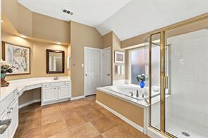 942 Village Parkway - Photo 18
