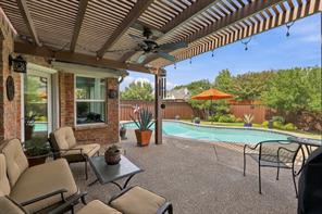 942 Village Parkway - Photo 2