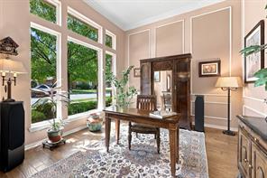 942 Village Parkway - Photo 5
