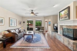 942 Village Parkway - Photo 6