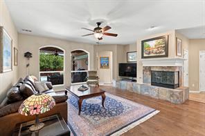 942 Village Parkway - Photo 9