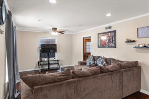 1412 Arlington Drive - Photo 5