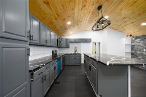 491 Black Forest Drive - Photo 16