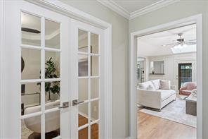 541 Briarglen Drive - Photo 11