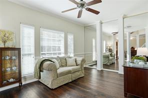 852 Aberdeen Court - Photo 4