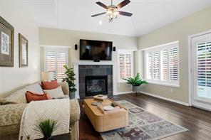 852 Aberdeen Court - Photo 9