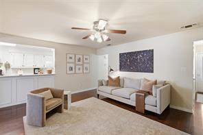 1406 Doral Court - Photo 4