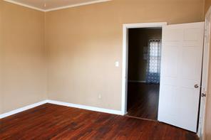 400 E Main Street - Photo 11
