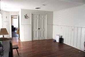 400 E Main Street - Photo 19