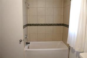 400 E Main Street - Photo 30