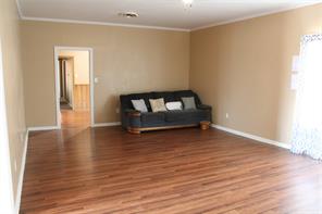 400 E Main Street - Photo 8
