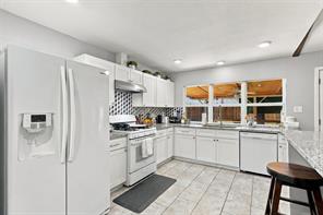 1444 Applegate Drive - Photo 10