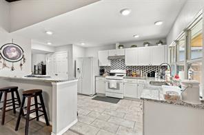 1444 Applegate Drive - Photo 7