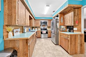 708 E High Street - Photo 11