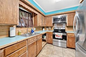 708 E High Street - Photo 12