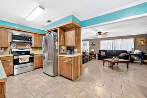 708 E High Street - Photo 14