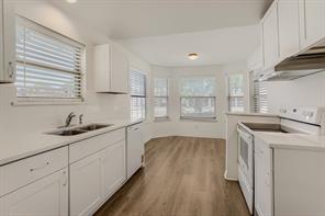 7810 Ivy Lane - Photo 5