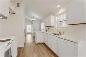 7810 Ivy Lane - Photo 7