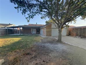 8601 Woodside Road - Photo 10