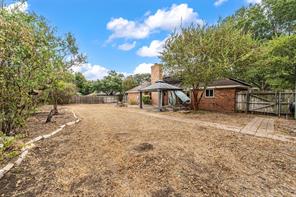 812 Regina Drive - Photo 14