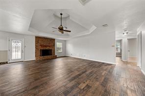 812 Regina Drive - Photo 2