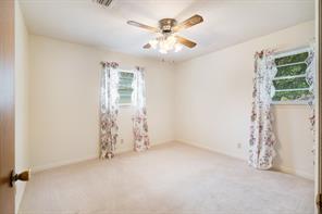 210 31st Street SW - Photo 13