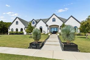 333 Renaissance Lane - Photo 2