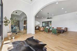 333 Renaissance Lane - Photo 4
