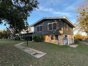 915 Old stephenville road