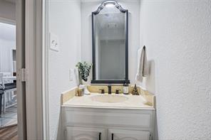 2501 Radcliffe Drive - Photo 14