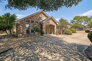2501 Radcliffe Drive - Photo 2