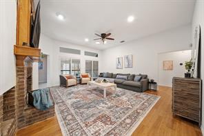 1633 Crosshaven Drive - Photo 3