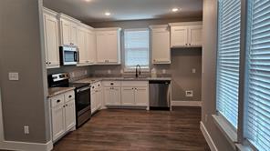 931 W Elm Street - Photo 10