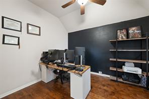 4317 Glenridge Drive - Photo 5