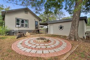 1720 S Fannin Avenue - Photo 4