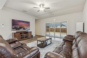 1108 Mahogany Drive - Photo 4