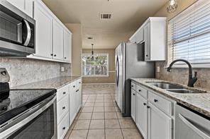 624 Willow Creek Drive - Photo 19