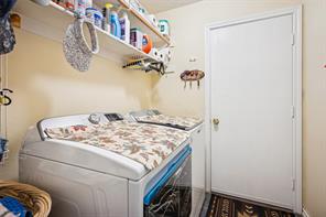 8210 Champion Drive - Photo 18
