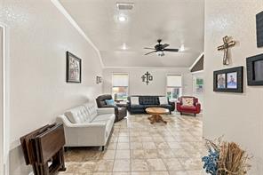 120 Country Drive - Photo 18