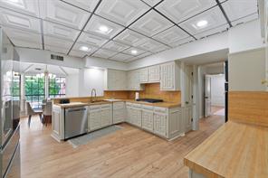 803 Green Tree Court - Photo 8