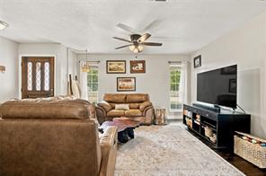 1117 Cozby Street E