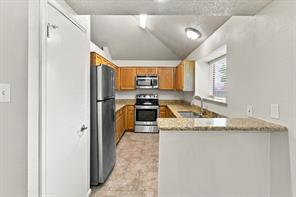 2222 Cortland Circle - Photo 22